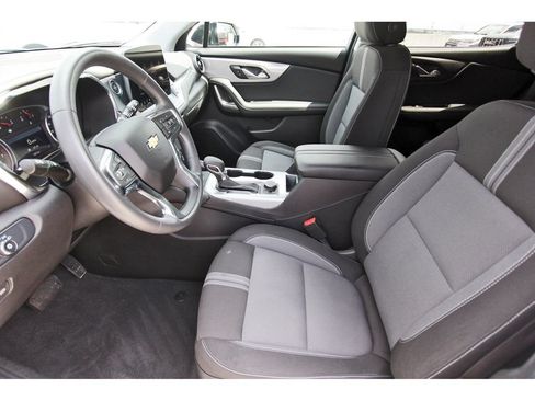 Used 2024 Chevrolet Blazer LT w/ Convenience Package FWD image 6