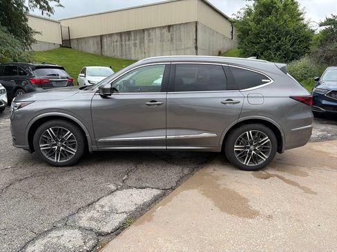 Used 2026 Acura MDX SH-AWD w/ Advance Package image 8