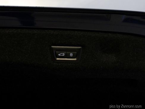 Certified 2025 BMW 540i xDrive image 33