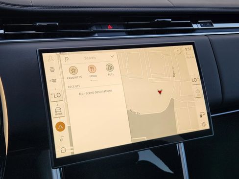 New 2025 Land Rover Range Rover Long Wheelbase SE image 12