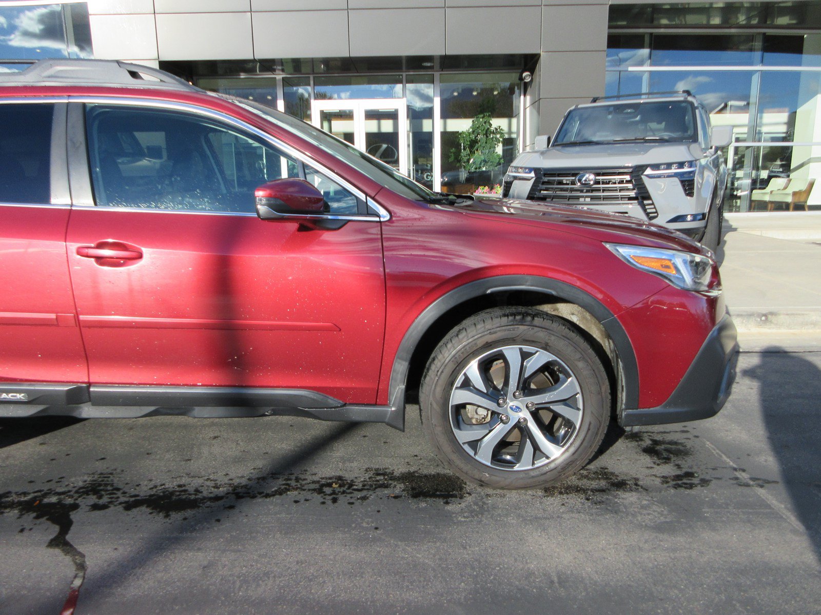 Used 2020 Subaru Outback Limited XT w/ Popular Package #2 AWD/4WD image 13