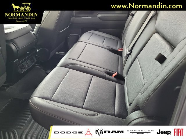 Used 2025 Chevrolet Silverado 2500 LTZ AWD/4WD image 18