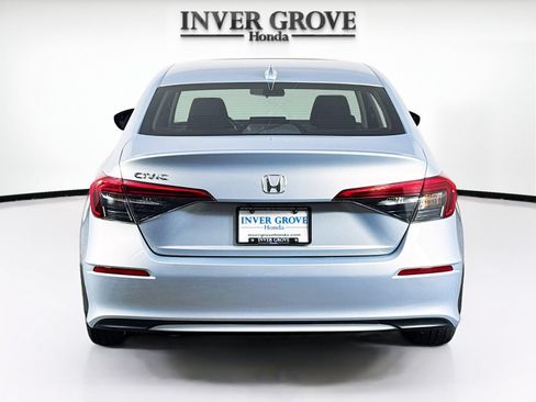 Used 2022 Honda Civic EX image 6