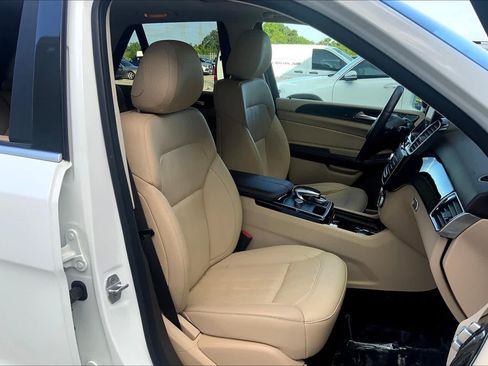 Used 2017 Mercedes-Benz GLE 350 image 9