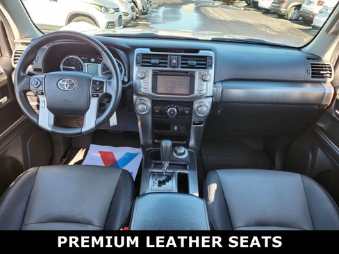 Used 2019 Toyota 4Runner SR5 Premium image 2