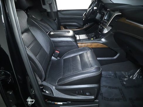Used 2020 GMC Yukon XL Denali AWD/4WD image 37