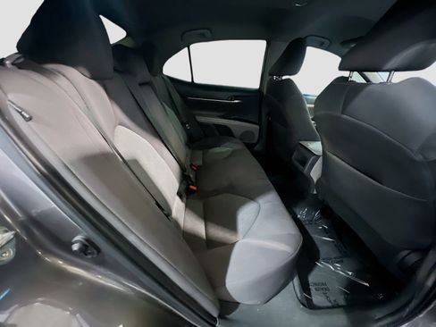 Used 2020 Toyota Camry LE w/ Protection Package (Q2) FWD image 18