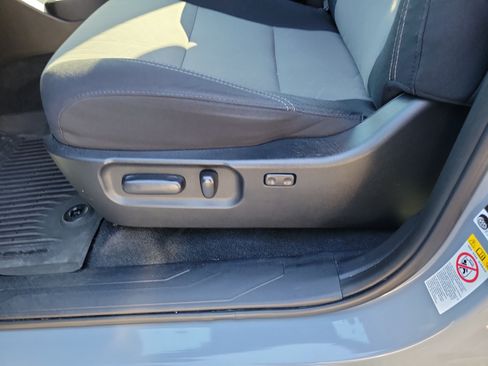 Used 2020 Toyota Tacoma TRD Sport RWD image 10