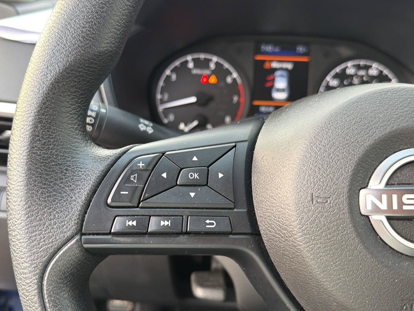 Used 2024 Nissan Altima 2.5 S FWD image 21