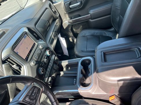 Used 2020 Chevrolet Silverado 1500 LTZ AWD/4WD image 22