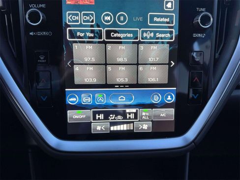 Used 2024 Subaru Crosstrek 2.0i Premium image 28