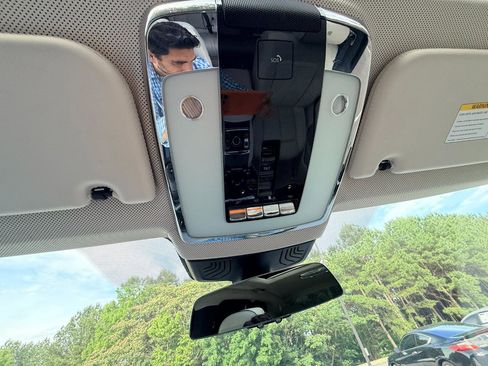 Used 2019 Rolls-Royce Cullinan AWD/4WD image 31