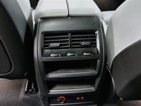 Used 2024 BMW X5 xDrive40i w/ M Sport Package AWD/4WD image 26