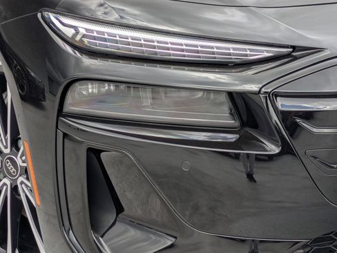 New 2027 Audi A6 e-tron Premium Plus AWD/4WD image 16