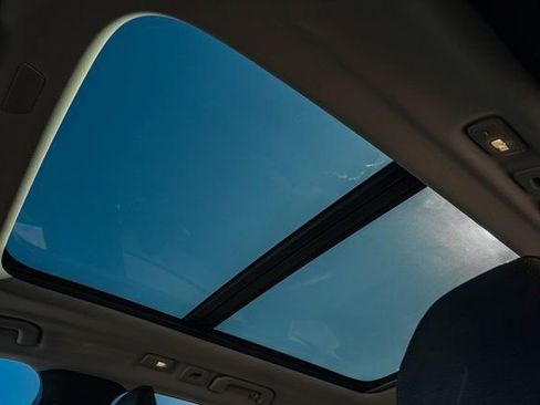 Used 2023 Volvo XC60 B5 Plus w/ Protection Package Premier image 31