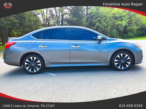 Used 2019 Nissan Sentra SR FWD image 8