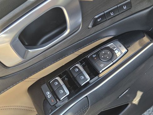 Certified 2025 Kia Sorento SX Prestige w/ Olive Brown Leather Package image 16