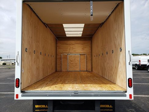 New 2026 Ford E-350 and Econoline 350 Super Duty w/ Power Equipment Group image 12