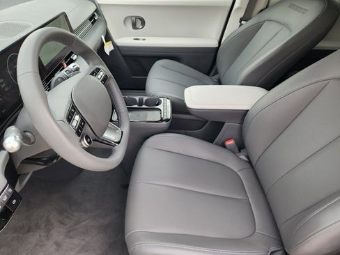 Certified 2025 Hyundai Ioniq 5 SEL image 12