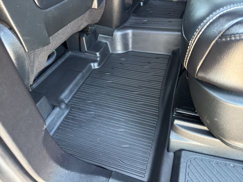Used 2020 Ford Explorer ST w/ ST Street Pack AWD/4WD image 39