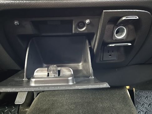 Used 2018 Chevrolet Silverado 1500 LT w/ All Star Edition image 22