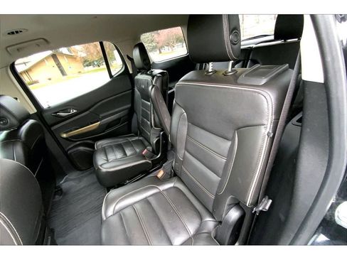 Used 2019 GMC Acadia Denali image 27