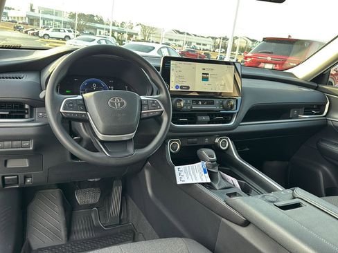 New 2026 Toyota Grand Highlander AWD Hybrid image 16