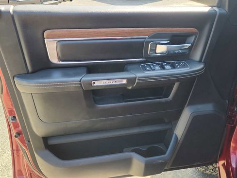Used 2018 RAM 2500 Laramie w/ Convenience Group AWD/4WD image 12