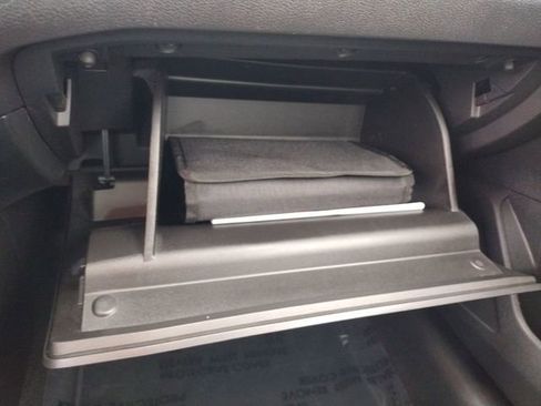 Used 2024 Nissan Altima 2.5 SV image 32