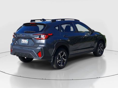 Used 2024 Subaru Crosstrek 2.0i Premium image 7