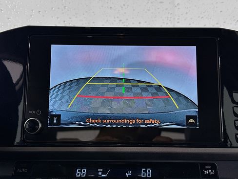 Used 2025 Toyota Camry LE FWD image 25