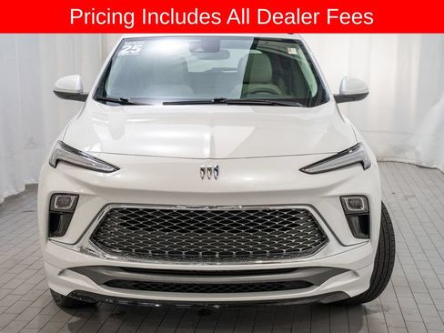 Used 2025 Buick Encore GX Avenir w/ Avenir Convenience Package FWD image 2