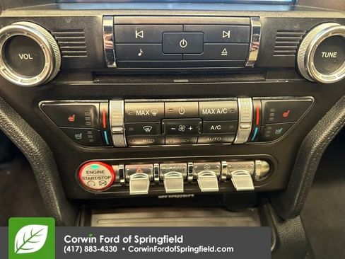 Used 2016 Ford Mustang Premium image 30