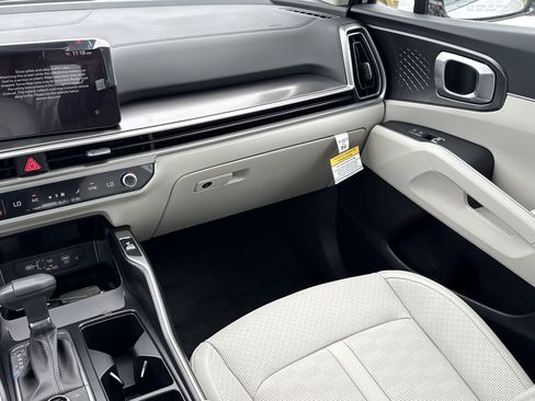 New 2026 Kia Sorento EX AWD/4WD image 15