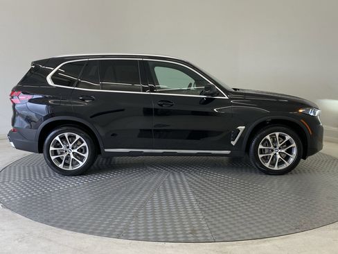 Used 2026 BMW X5 xDrive40i w/ Executive Package image 7