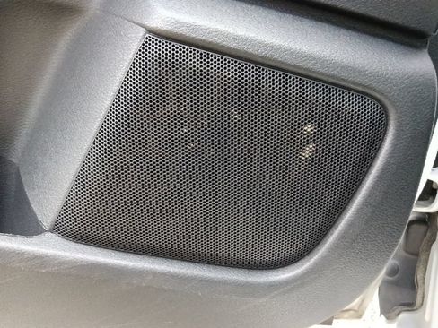 Used 2024 Nissan Sentra SV FWD image 13
