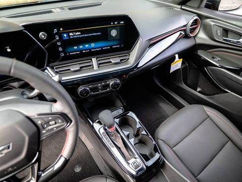 New 2026 Chevrolet Trax RS w/ Driver Confidence Package FWD image 21