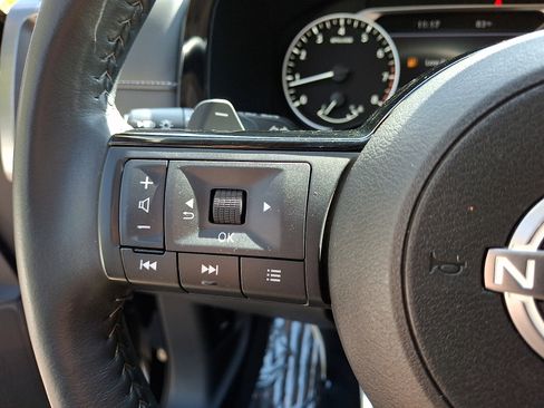 Certified 2024 Nissan Pathfinder SL w/ SL Premium Package AWD/4WD image 22
