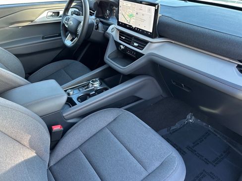 New 2026 Ford Explorer Active image 13