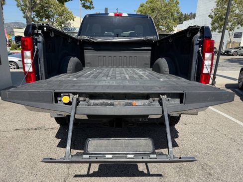 Used 2021 Ford F250 XLT w/ XLT Premium Package AWD/4WD image 18