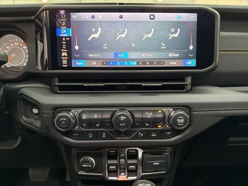 New 2026 Jeep Wrangler Sahara image 40