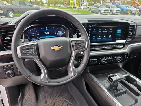 Used 2025 Chevrolet Silverado 1500 LTZ w/ Max Trailering Package AWD/4WD image 19