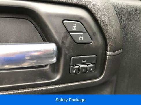 Used 2020 Chevrolet Silverado 2500 LTZ w/ LTZ Convenience Package AWD/4WD image 5