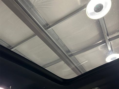 Certified 2023 Volvo XC40 Recharge Plus w/ Protection Package Premier image 25