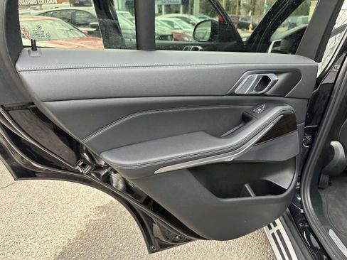 Used 2023 BMW X5 sDrive40i image 18