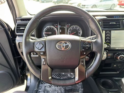 Used 2024 Toyota 4Runner TRD Off-Road Premium image 15