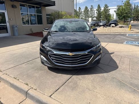 Used 2021 Chevrolet Malibu LS FWD image 3