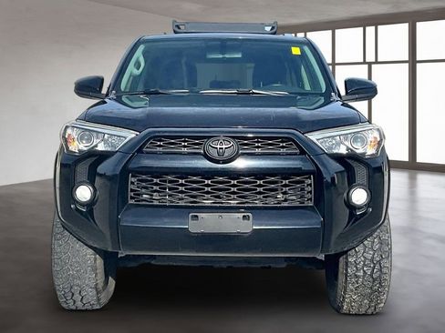 Used 2016 Toyota 4Runner SR5 RWD image 2