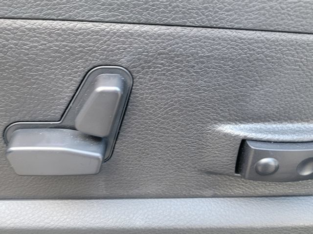 New 2026 RAM 3500 Laramie AWD/4WD image 32