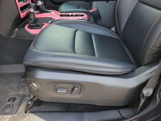 Used 2026 Jeep Wrangler Unlimited Sahara w/ Safety Group AWD/4WD image 13